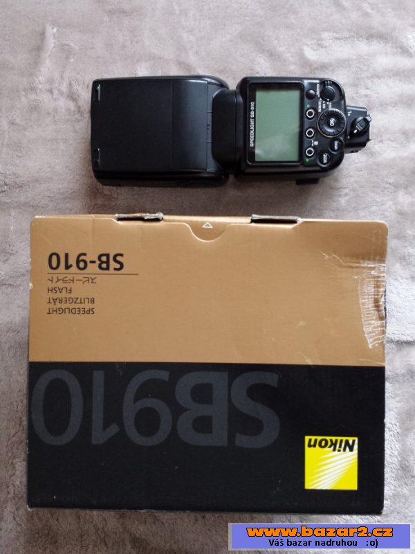 SPEEDLIGHT SB-910 Prodam blesk 