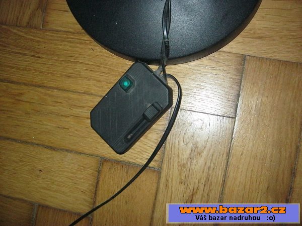 Stojací stmívací lampa