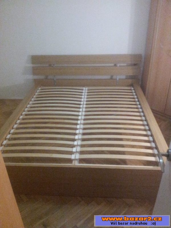 Postel IKEA + rošt +matrace 180x220 