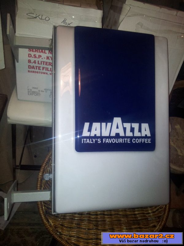 Výčep bar stoly pípa kofola lavazza