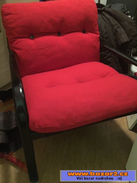 Daruji dvě židle a křeslo