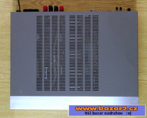 Receiver Denon.