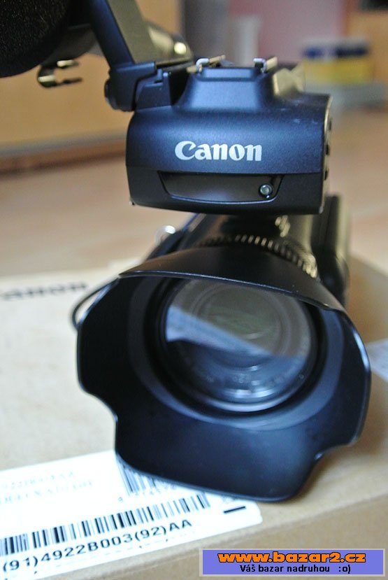 Digitální kamera Canon XA10 Profi