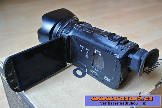 Digitální kamera Canon XA10 Profi