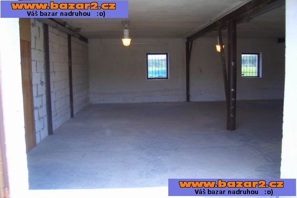 Pronájem 100m2 nebytové plochy v Hr.Králové,Roudnička .