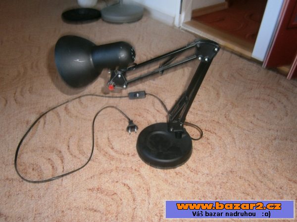 Lampička stolní, černá, kov