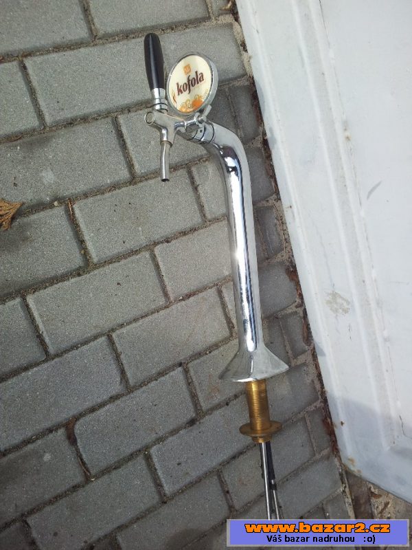 Stůl židle bar výčep a další vybave