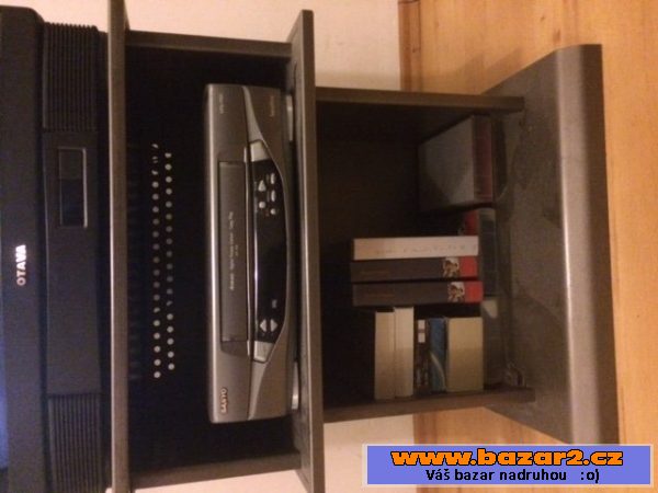 Televize+set top box+anténa levně