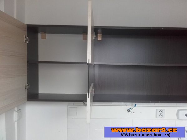 Kuchyňská linka 210 cm - komplet 