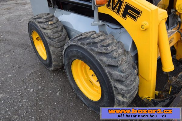 Prodám nakladač MF 518