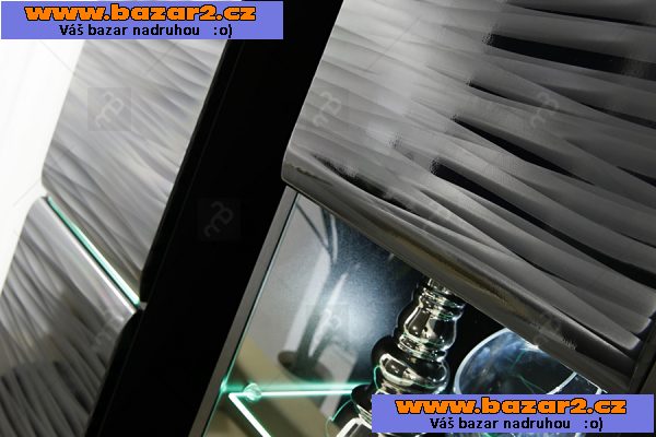 MODERNÍ OBÝVACÍ STĚNA S LED OSVĚTLENÍM