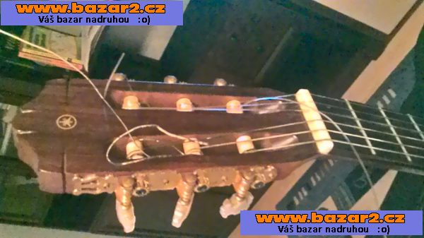 Prodám klasickou kytaru yamaha 
