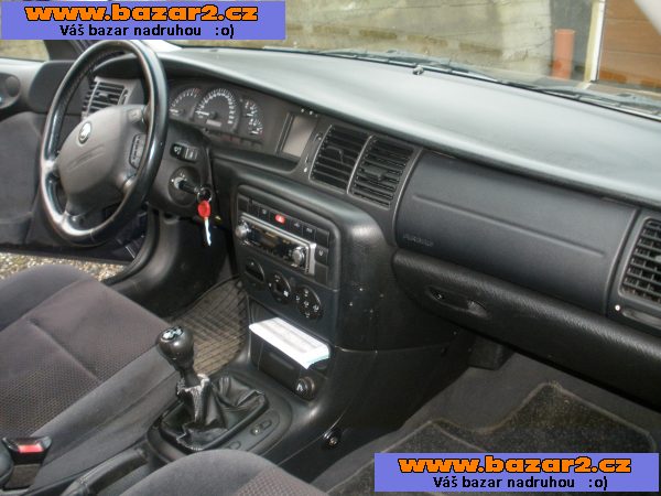 OPEL VECTRA 2,0 i