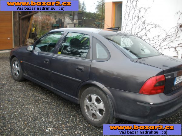 OPEL VECTRA 2,0 i