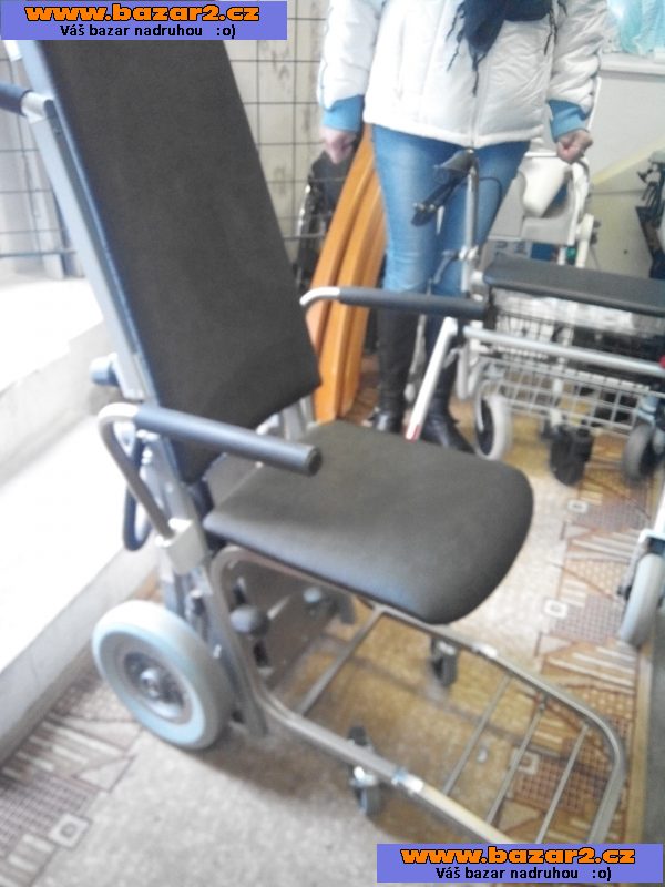 schodolezLiftkar