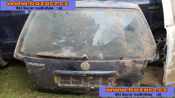 Prodám páté dveře, nárazník a zadní světla na VW Passat B5 
