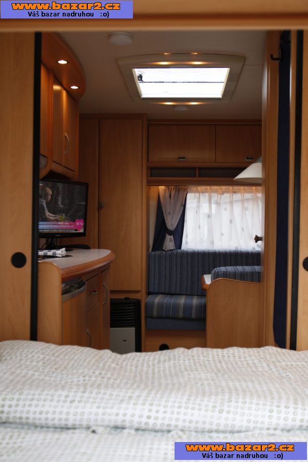 Karavan HOBBY 440 SF DE LUXE EASY, R.V. 2004