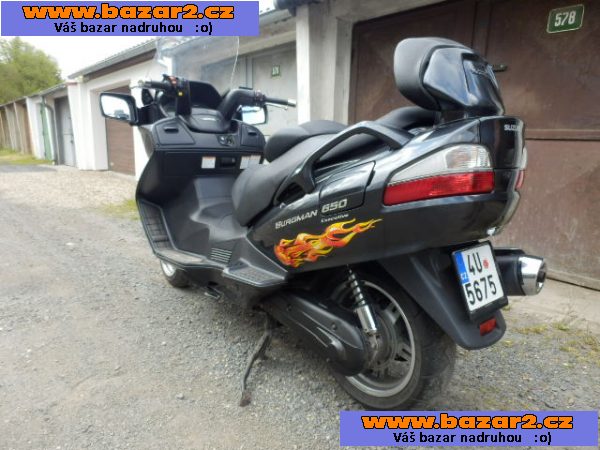 SUZUKI BURGMAN 650 EXECUTIVE