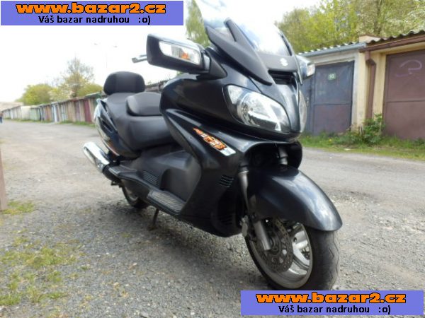SUZUKI BURGMAN 650 EXECUTIVE