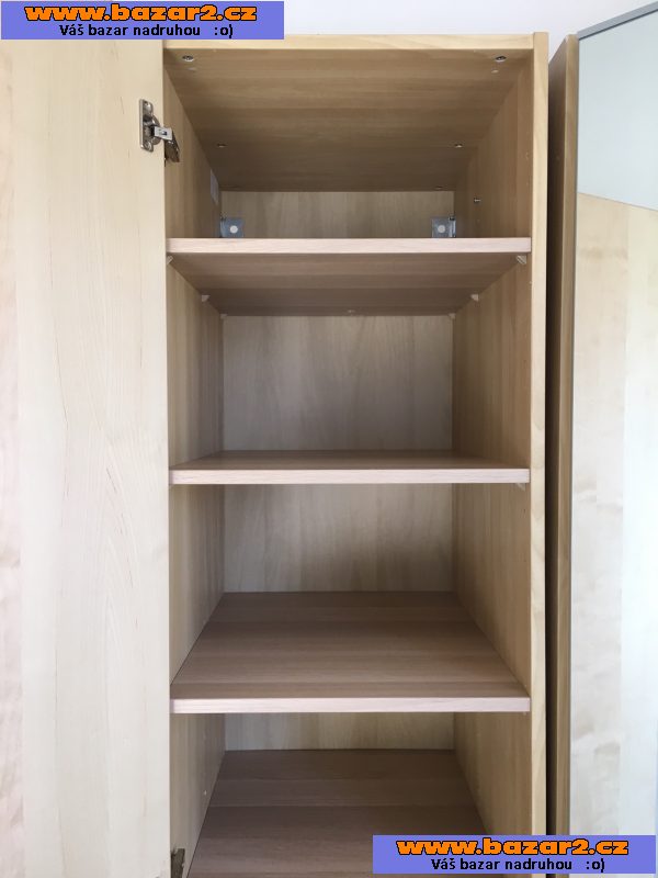 IKEA PAX rohová šatní skříň + šatní skříň
