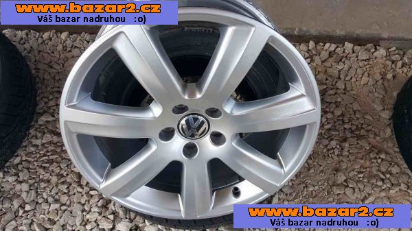 alu kola orig. VW Dynamic r18