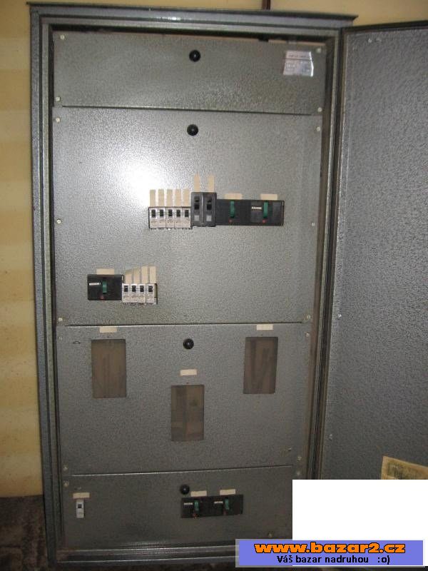 Nový elektrický rozvaděč 