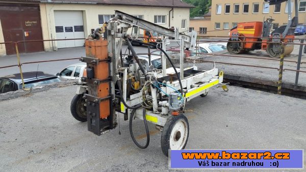 VR275 K instalaci svodidel