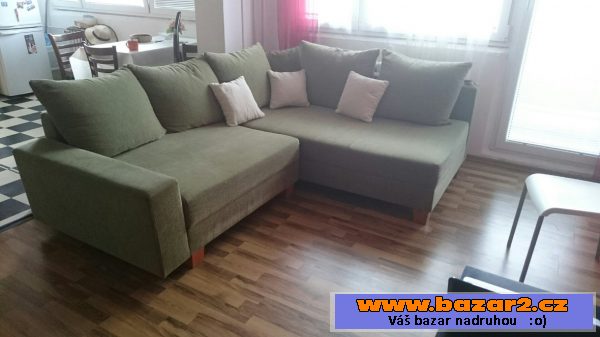 Sedačka ve velmi dobrém stavu