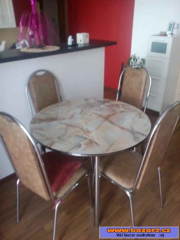 Jídelní set