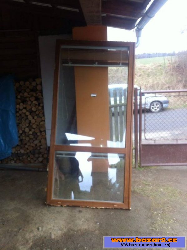 Prodám plastové balkonové dveře
