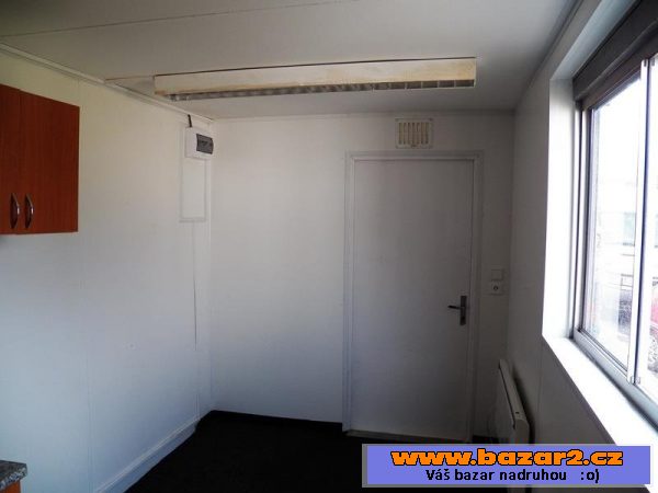 Nabízím obytný kontejner 2,5 x 6 m