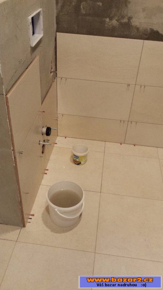 PRODÁM 10M2 OBKLADU 1M2 DLAŽBY