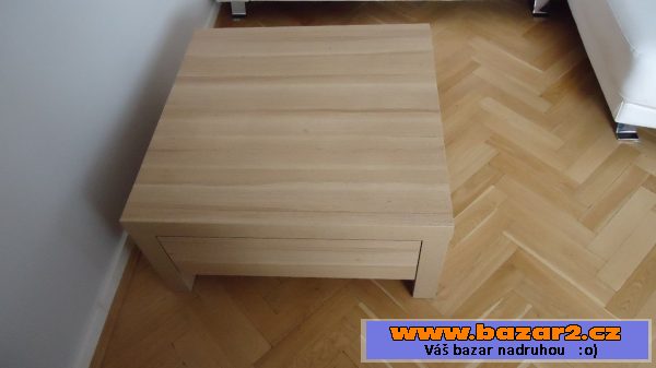 Konferenční stůl