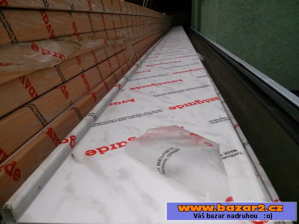 Parapet vnitřní, odstín mramor 20cm