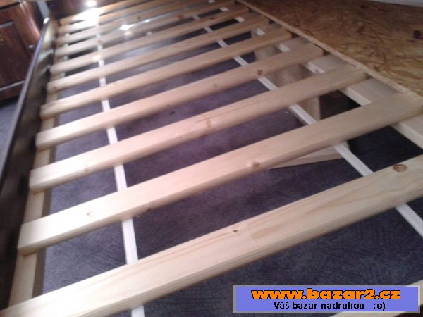 Postel masiv 140x200 vč. matrace