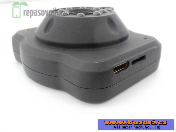 DVR kamera do auta BENG 078HD