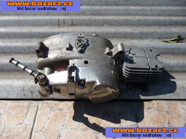 Motor Jawa 