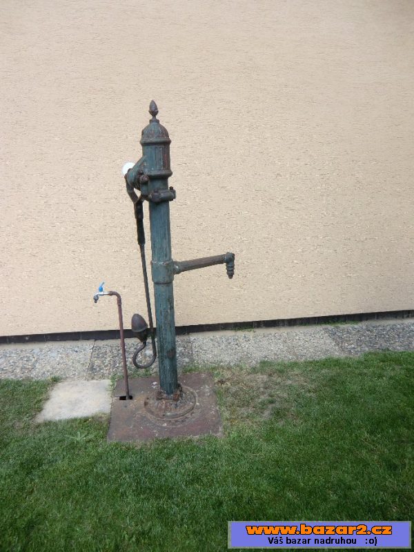 Litinový stojan studniční pumpy