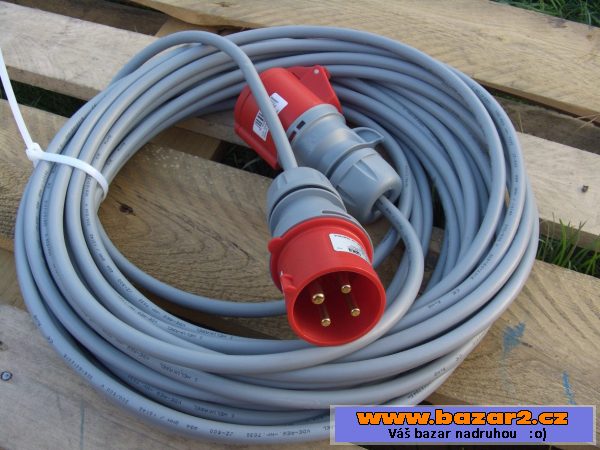 Prodlužovací kabel 380V nepoužitý 