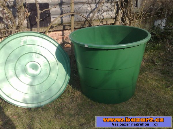 Nový plastový barel na 500 l