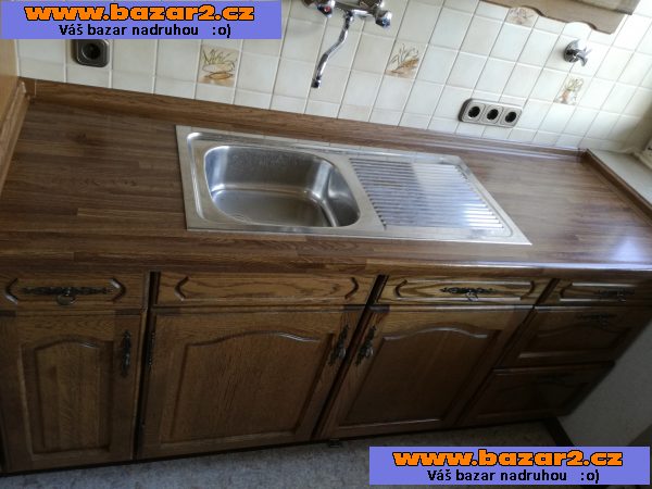 Prodám dřevěnou rustikální kuchyn 