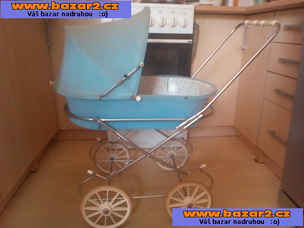 retro kočárek