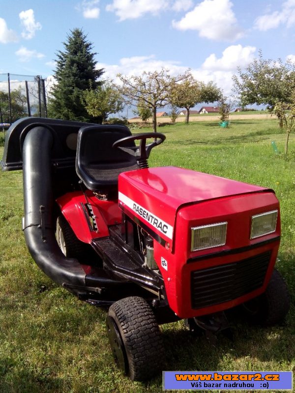 Zahradní traktor MTD se sb. koši