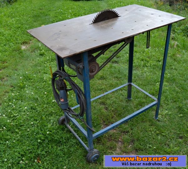 Pila okružní s 2 kotouči