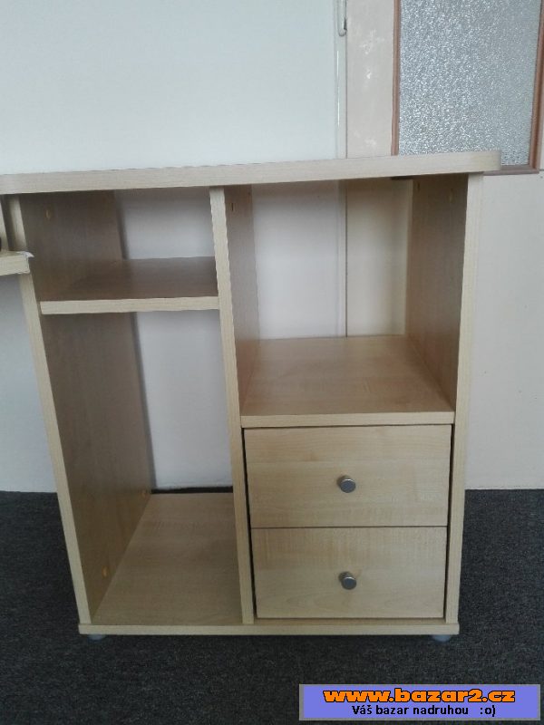 Stůl k PC