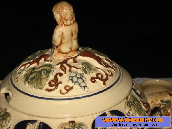 Masivní porcelánový servis  na bowli 