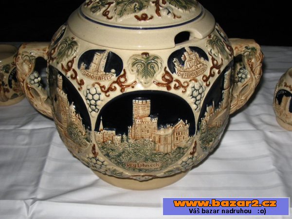 Masivní porcelánový servis  na bowli 