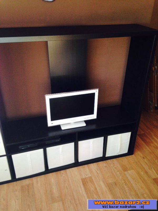 TV stěnu Ikea