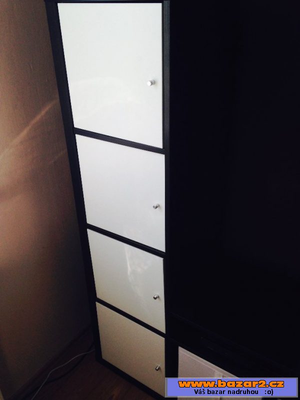 TV stěnu Ikea