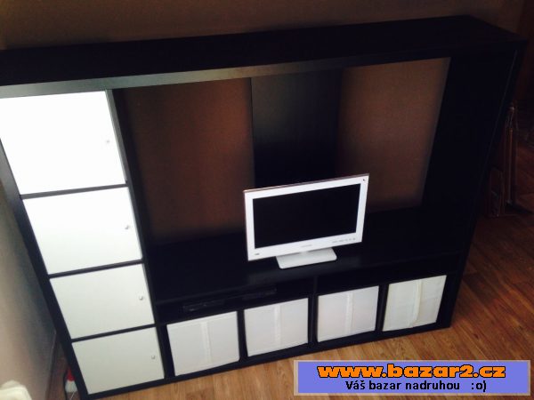 TV stěnu Ikea